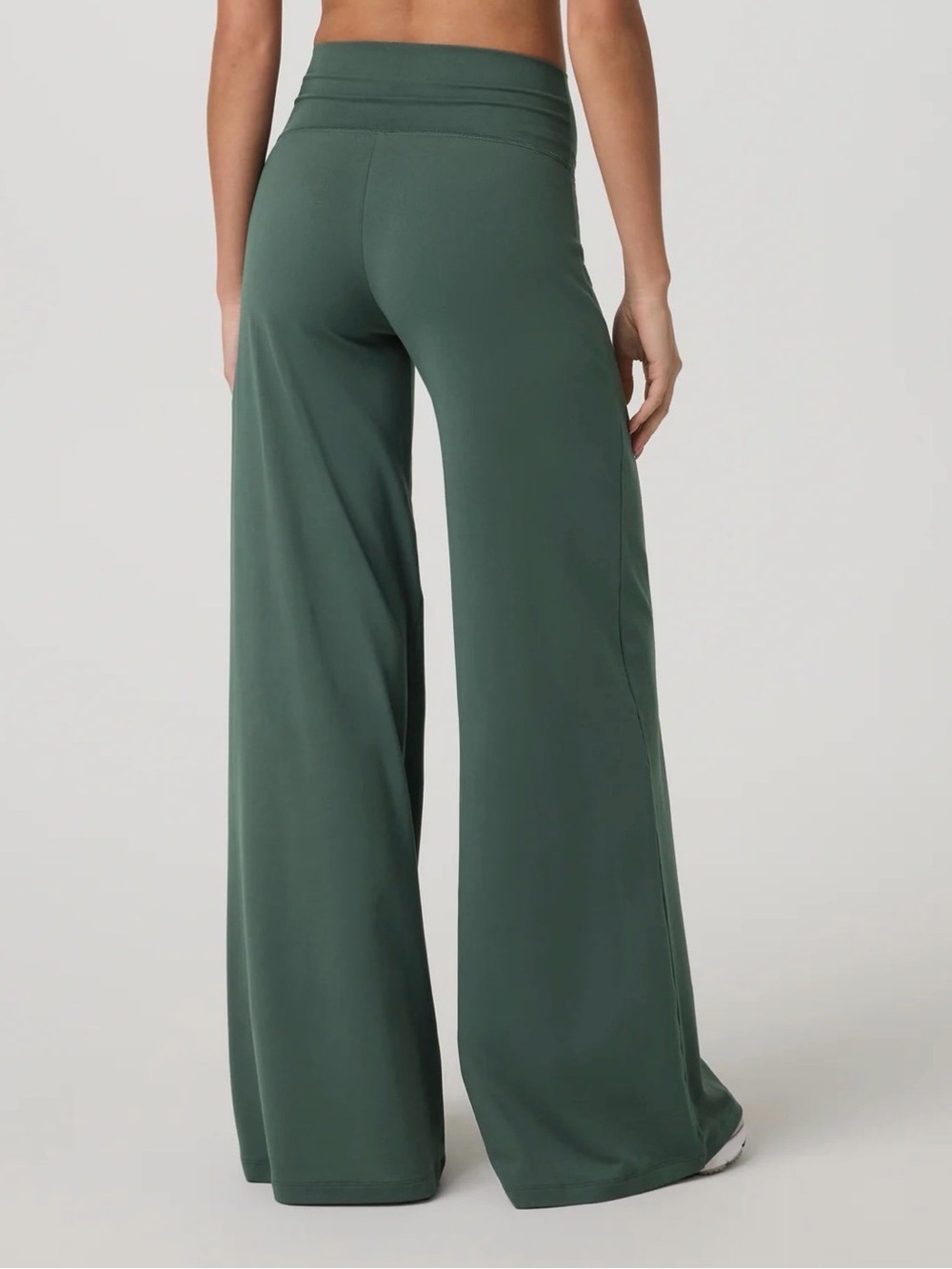 Halo Easy Wideleg Pant - Picture 5 of 8